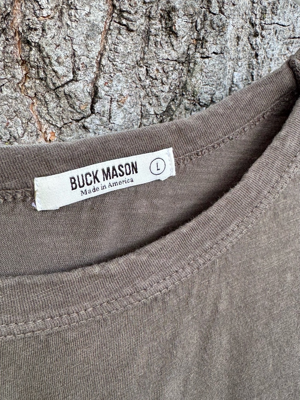Buck Mason Fades Black Crewneck Shirt for Men Made in America Size large - Picture 2 of 4